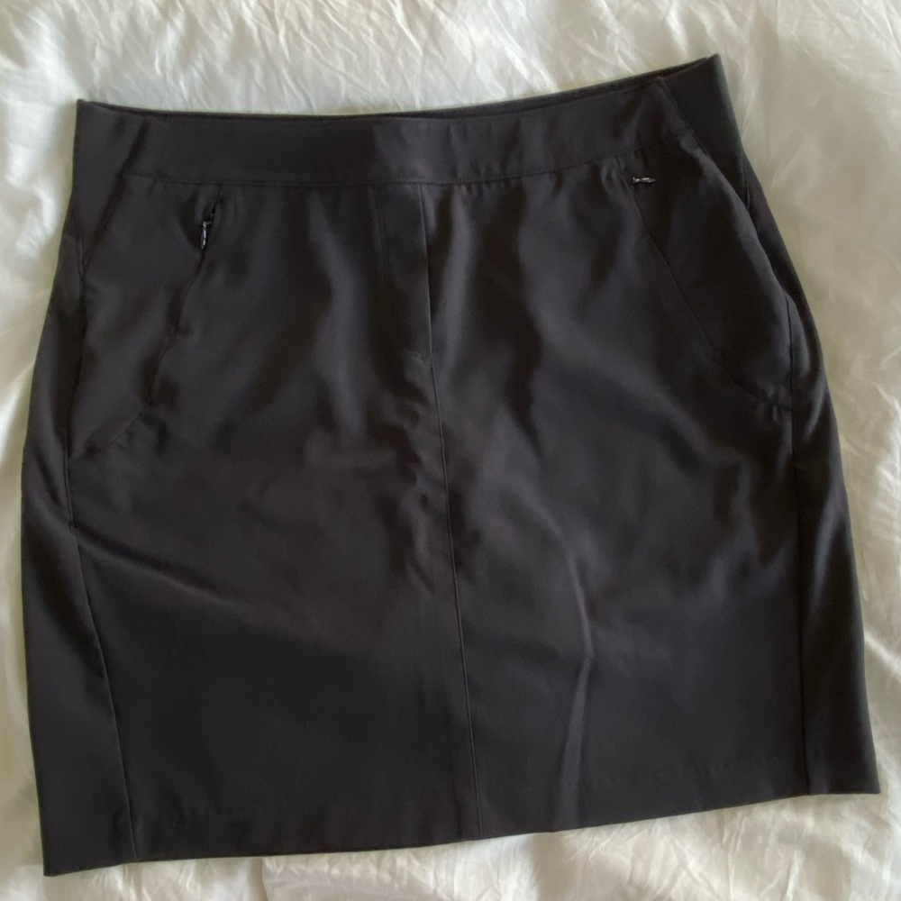 LIKE NEW NVO BY LANCTÔT GOLF SKIRT